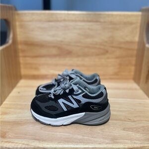 NEW BALANCE TODDLER 990 V6 6c